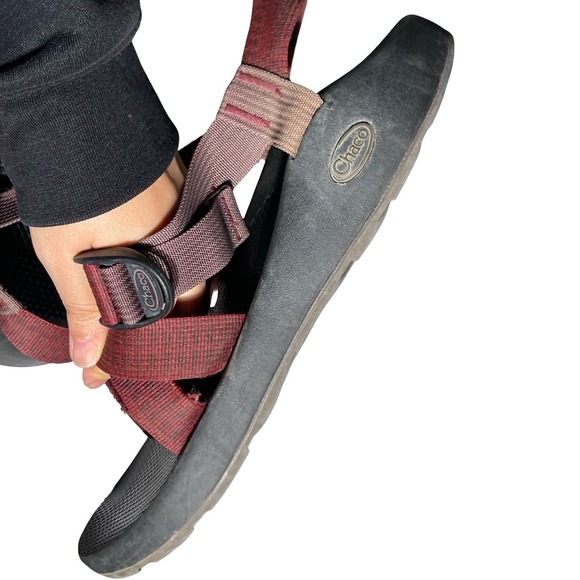 Chaco Z1 Classic Sandals Mens 11 Burgundy Maroon Adjustable Strap Hiking Shoes main image 7